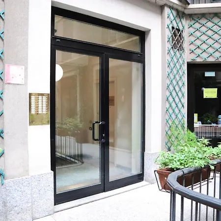 Repubblica Elegant Milan House Apartment Exterior photo